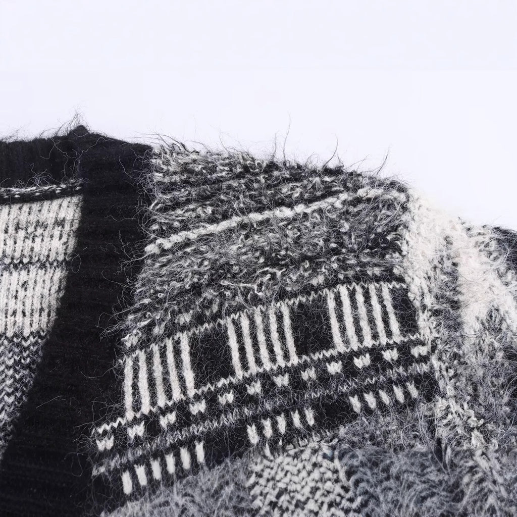 Fashion Jacquard Knit Cardigan