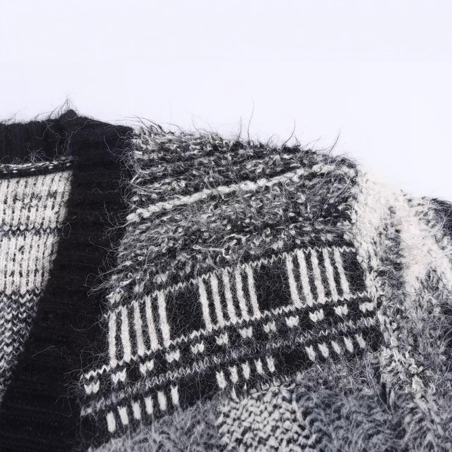 Fashion Jacquard Knit Cardigan