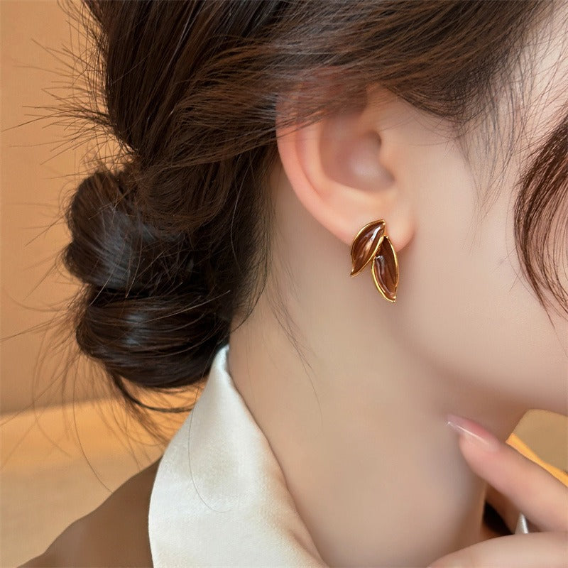 Maillard earrings for women, light luxury, high-end and temperament earrings