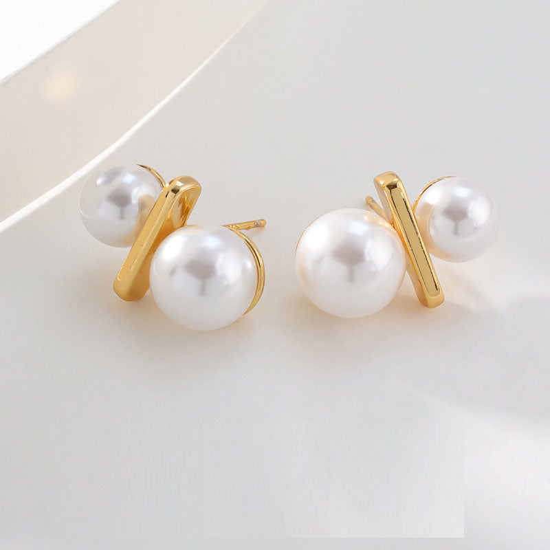 High-end niche personality versatile earrings small fragrance earrings