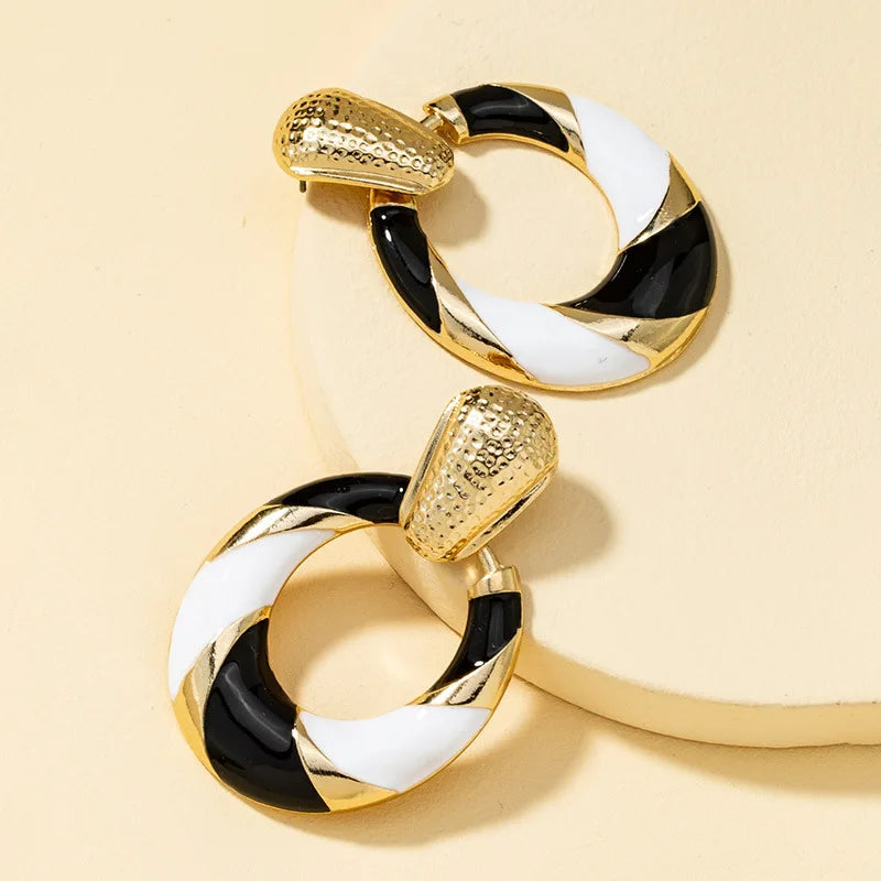 Color blocking fashionable geometric earrings minimalist oil drip earrings
