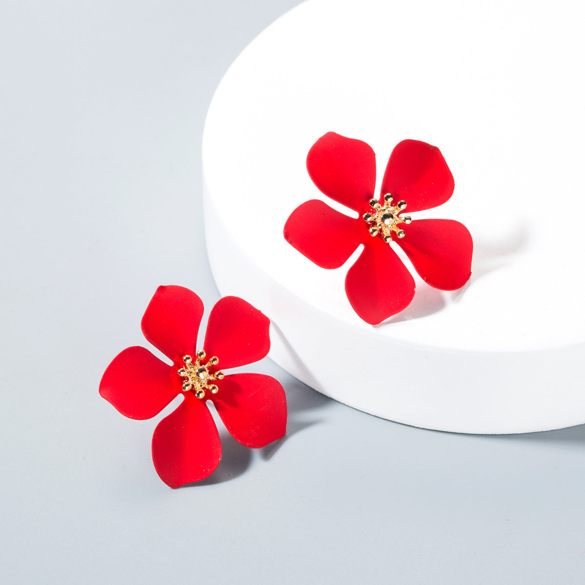 Exaggerated Earrings Fashion Temperament Paint Flower Earrings Alloy Earrings Personality Earrings Ins