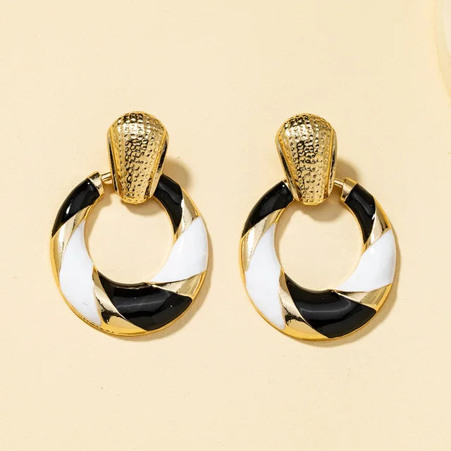 Color blocking fashionable geometric earrings minimalist oil drip earrings