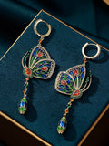 Fashionable and stylish metallic earrings