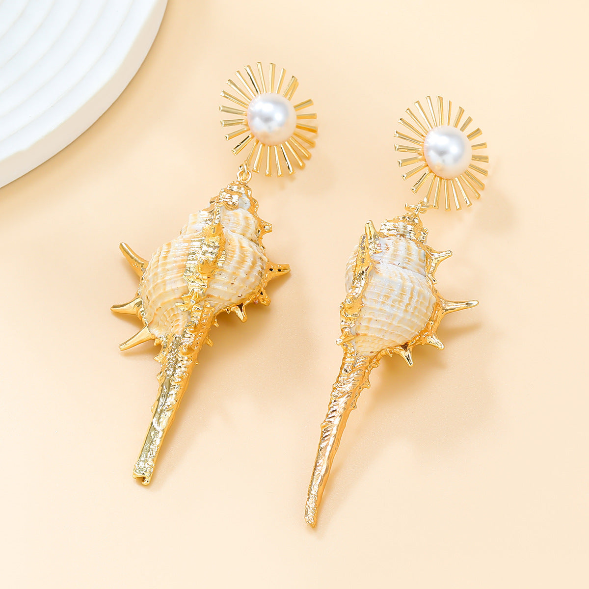 Conch earrings European and American exaggerated earrings for women