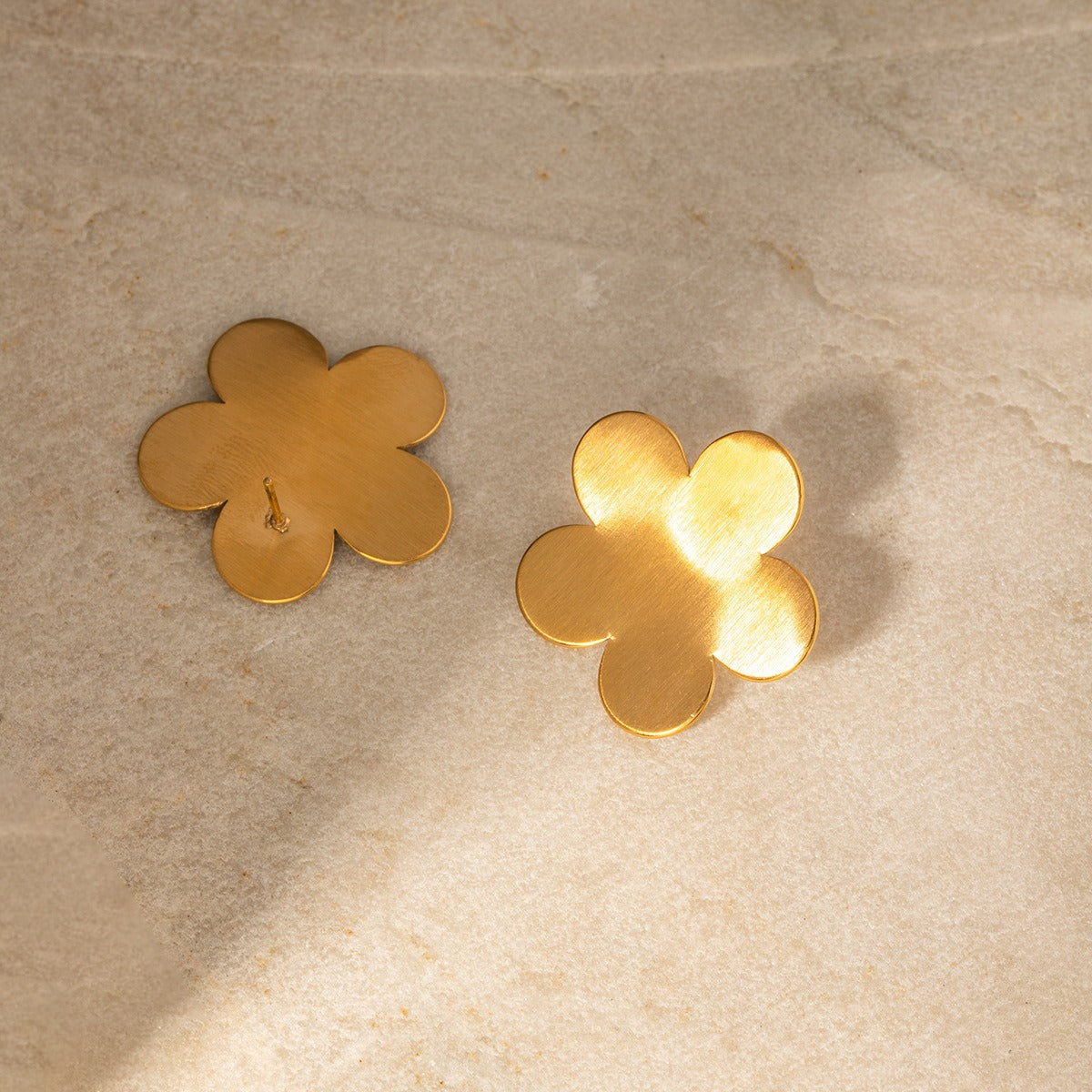 Matte brushed flower earrings with high-end design, earrings and accessories