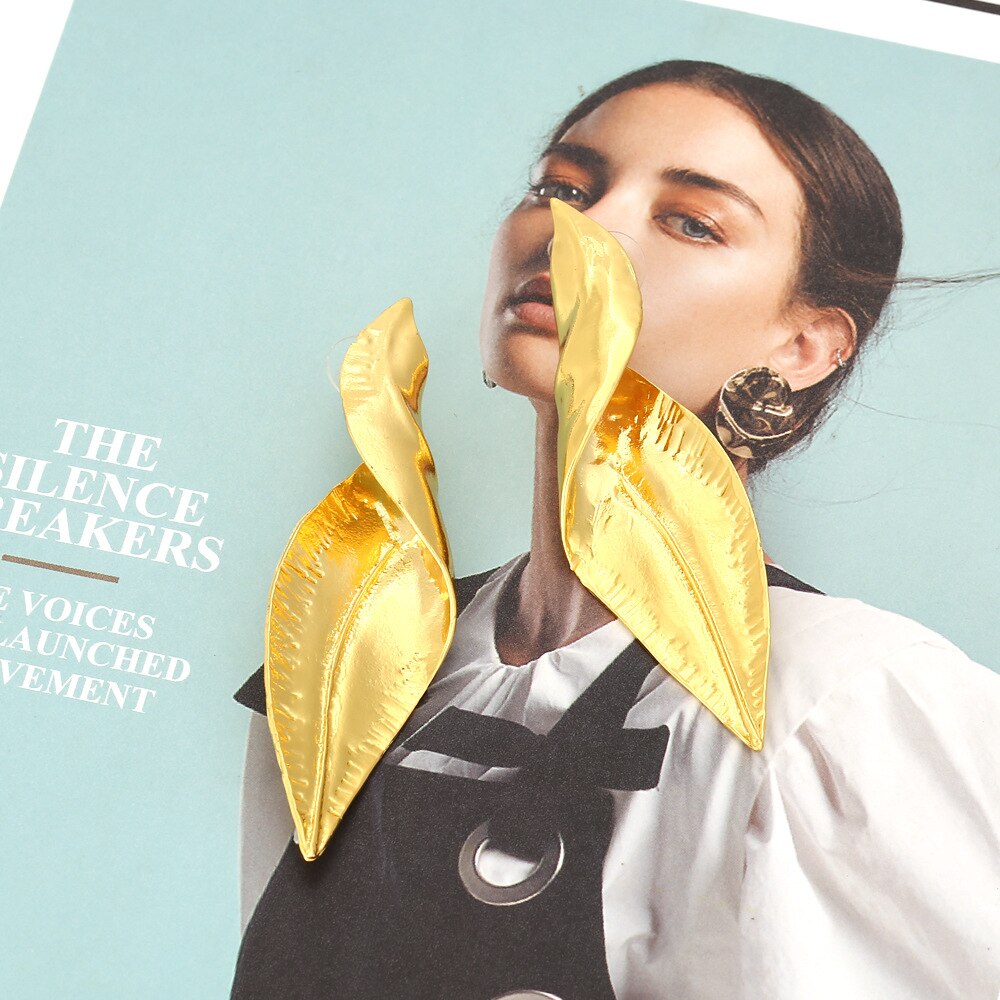 Personality Twisted Gold Color Leaf Earrings for Woman Party Casual Jewelry