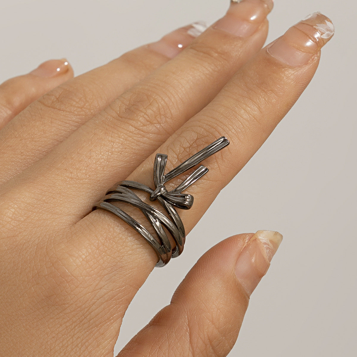Sweet and Cool Metal Bow Rings Women's Pearl Beaded Open End Rings Bow Rings