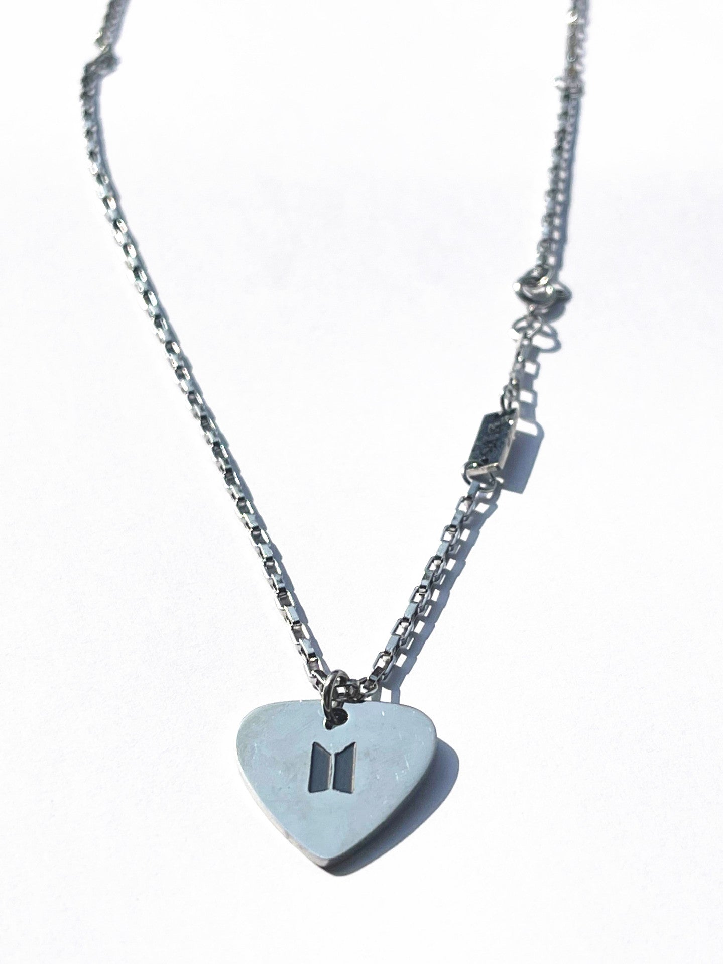 BTS Min Yoongi Necklace Peach Heart Pendant Couples Holiday Gift SUGA Pull-out Necklace