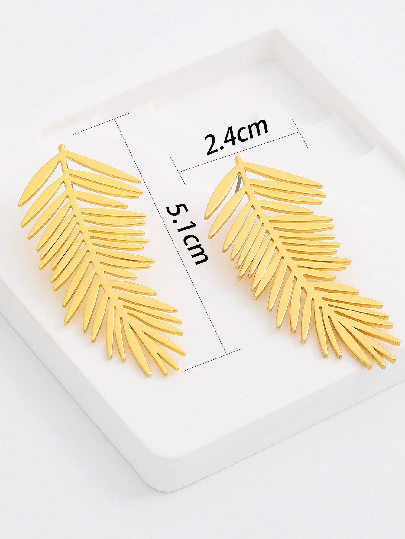 Japanese Instagram Wind Leaf Earrings and Earrings for Women