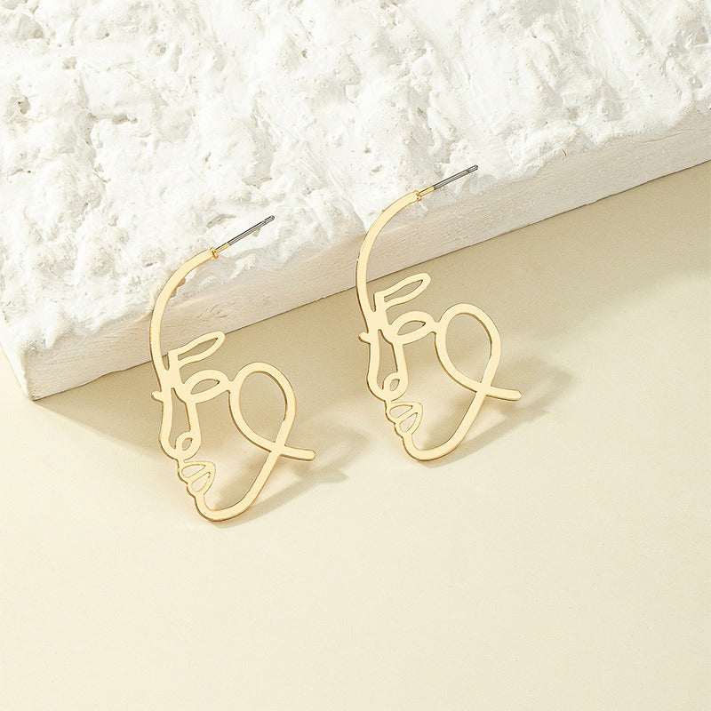 Individualized and exaggerated earrings with a female stroke facial sketch abstract figure earrings