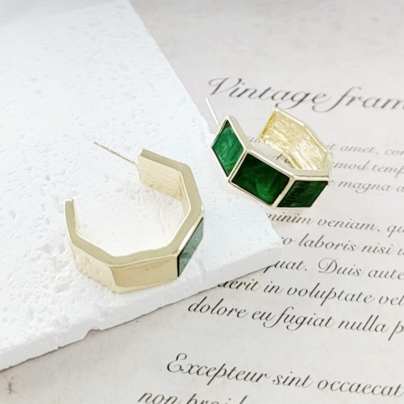 Retro Mesh Plate Exaggerated Earrings Women's Style Versatile Circle Earrings