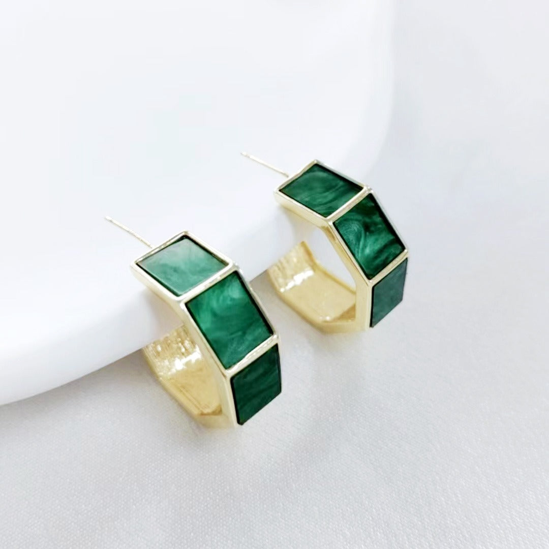 Retro Mesh Plate Exaggerated Earrings Women's Style Versatile Circle Earrings