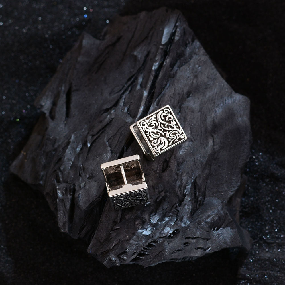 Square Ear Button Female