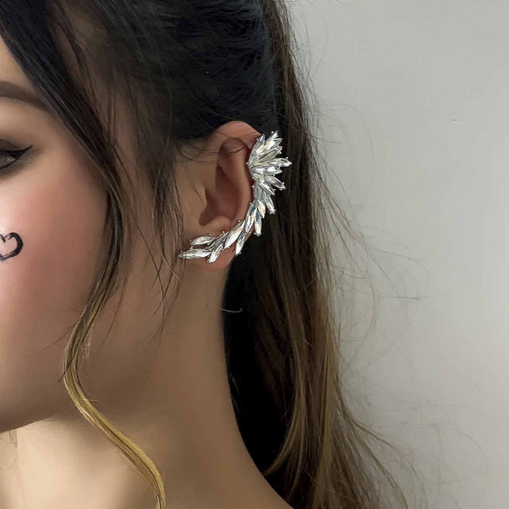 Sweet and cool versatile rhinestone outline elf ear hook exaggerated single alloy niche earring female