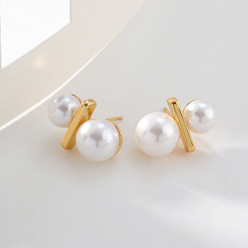 High-end niche personality versatile earrings small fragrance earrings