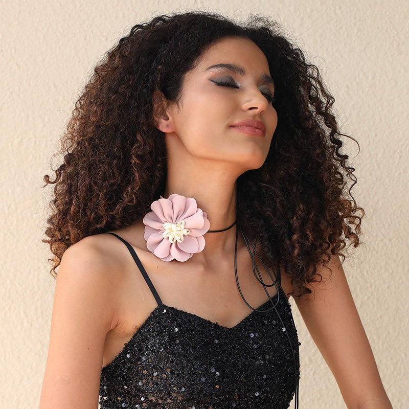 Fashion Solid Color Flower Long Strap Neckchain
