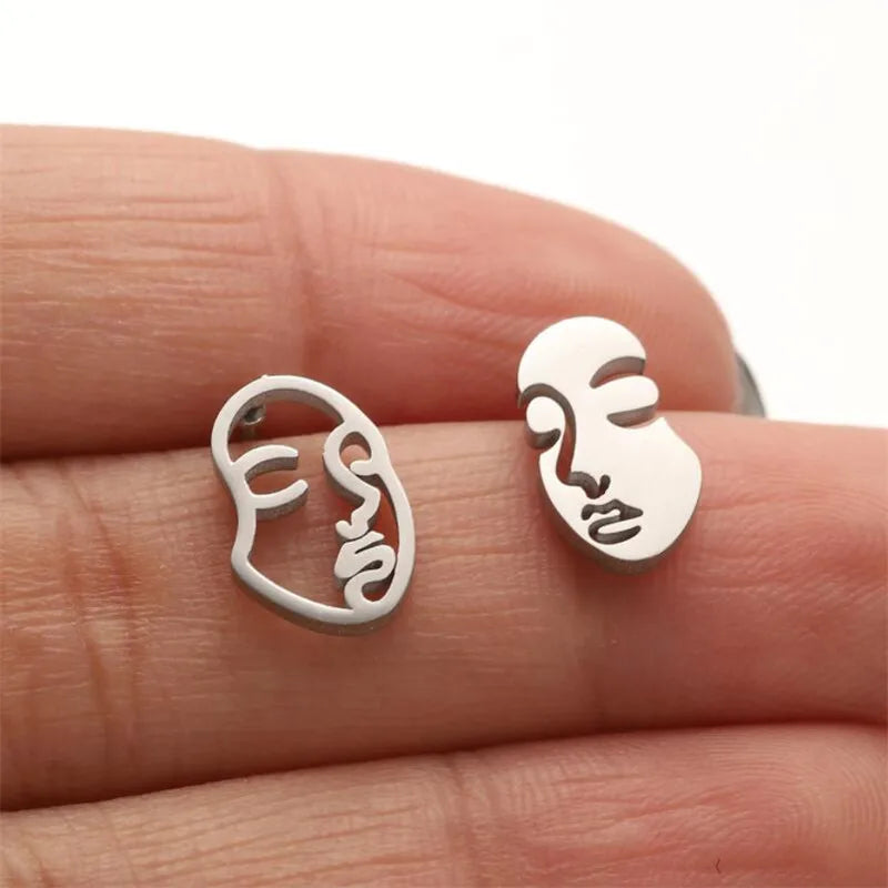 Fashion Girl Face Abstract Stud Earrings for Women Simple Human Face Asymmetry Earings Elegant Female Ear Jewelry Gifts