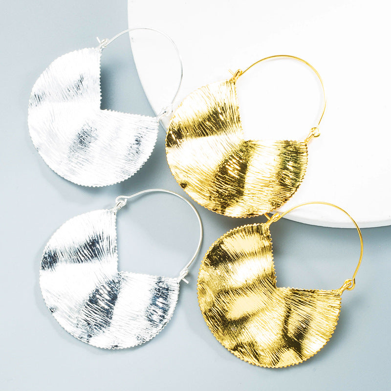 Exaggerated Alloy Earrings Retro Geometric Textured Earrings Simple Pleated Earrings ZA Earrings