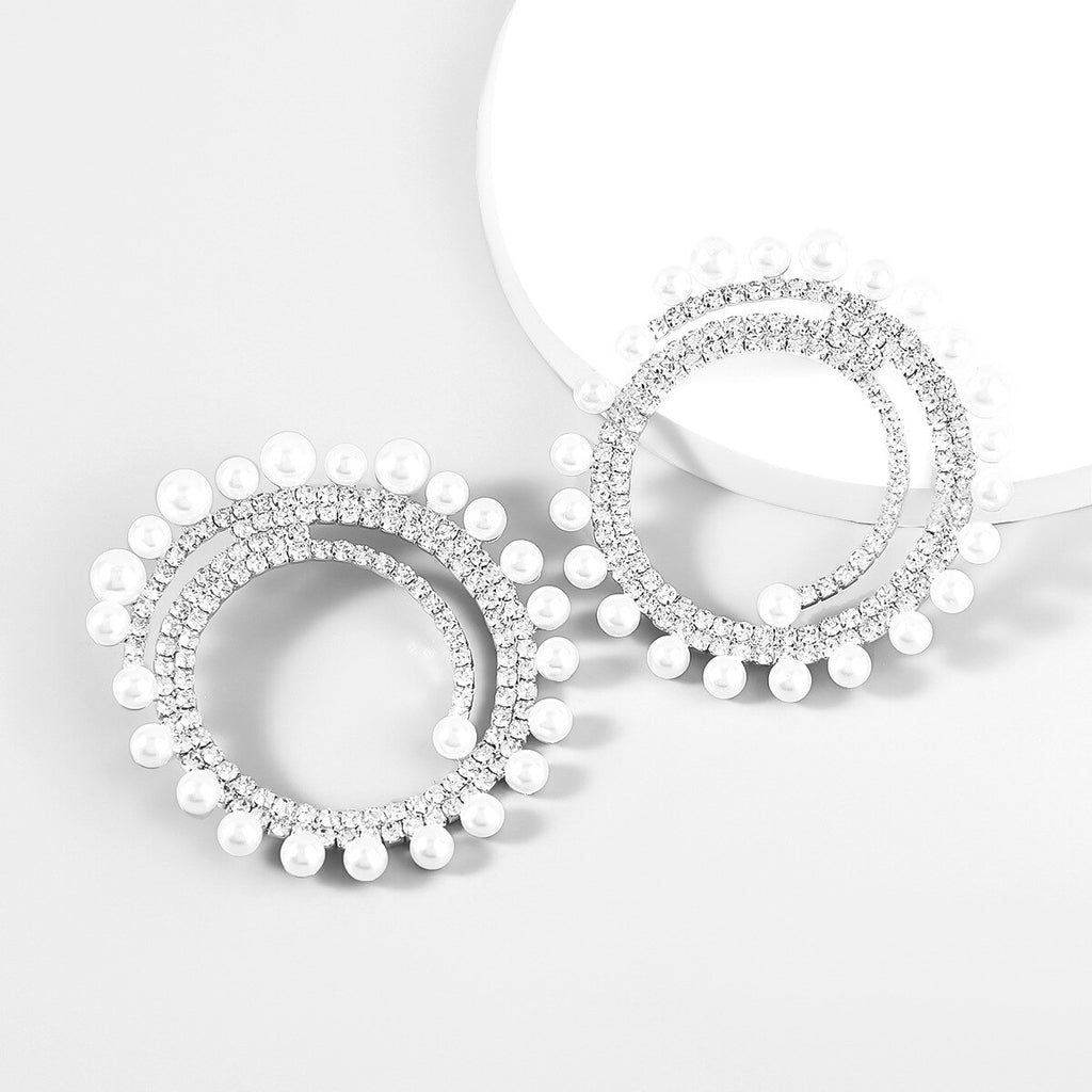 Popular Earrings Fashion Catwalk Irregular Pearl Oversized Round Diamond Earrings