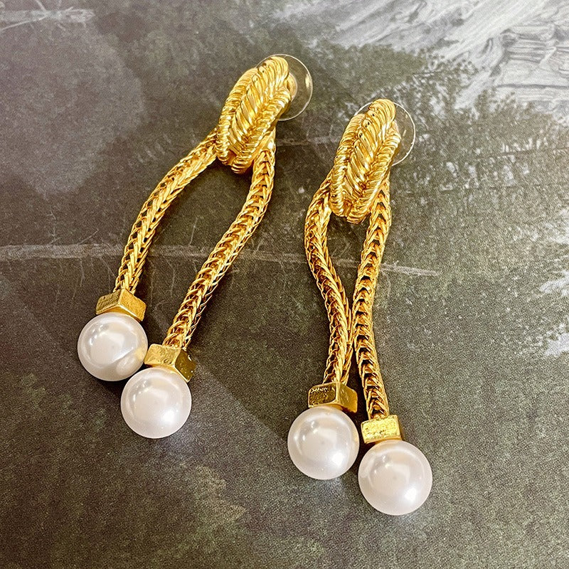 Medieval golden chain earrings, fashionable metal high-end tassel earrings